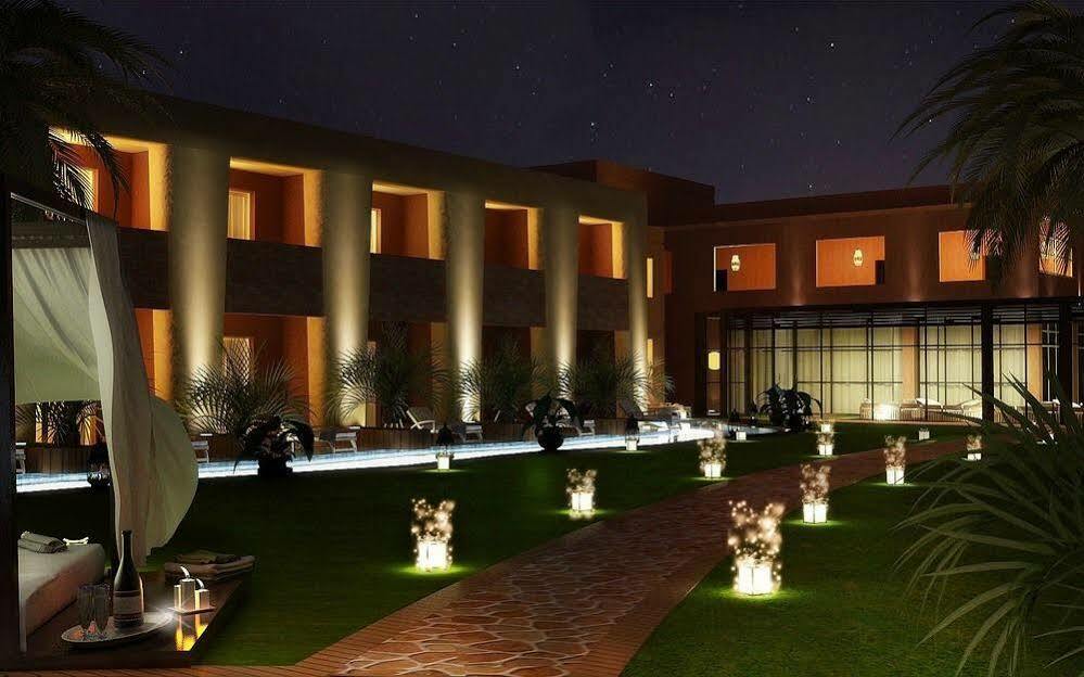 Be Live Collection Marrakech Adults Only All Inclusive Marakéš Exteriér fotografie The hotel's courtyard